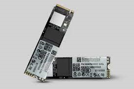 SIMMTRONICS 256 GB M.2 SSD
